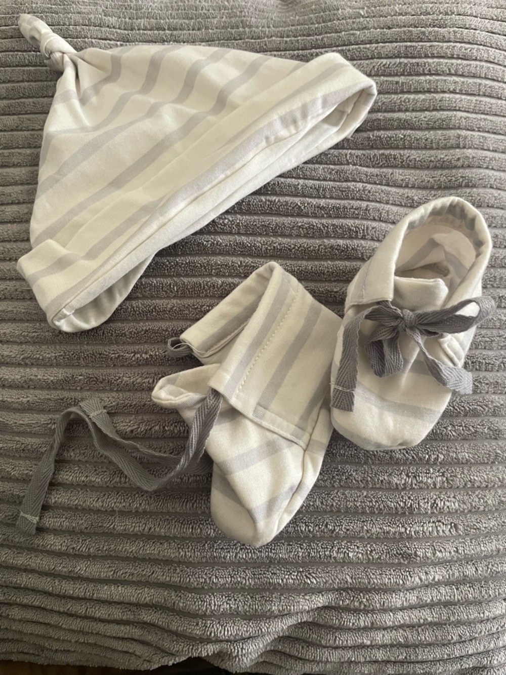 2/$10 Fits 0-6m Striped Gray & White Baby Beanie and Booties Set